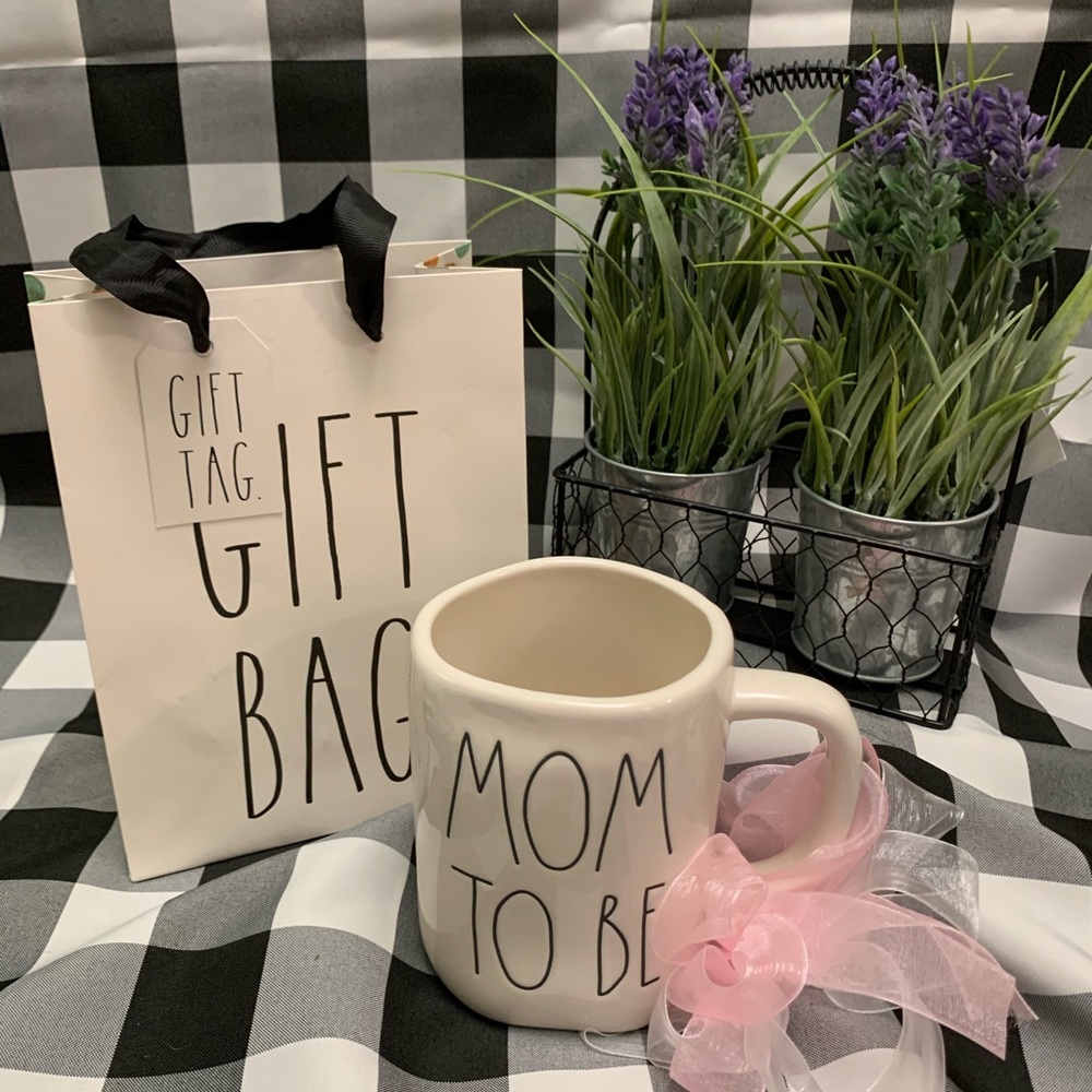 Reserved FGAYEN MOM TO BE Rae Dunn Mug & gift bag